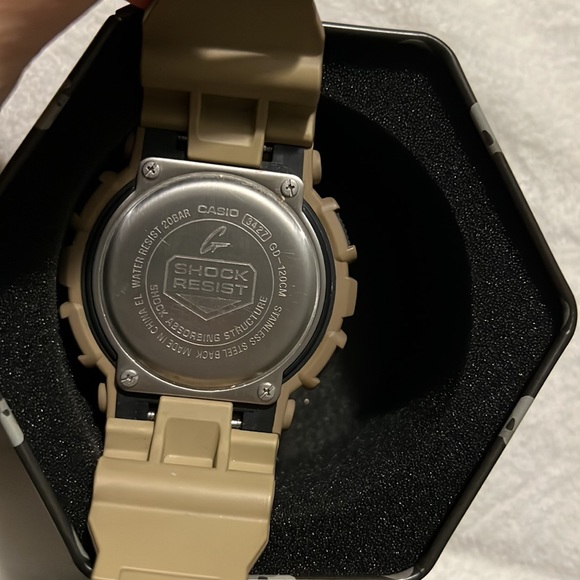 Casio G-Shock - Picture 3 of 3